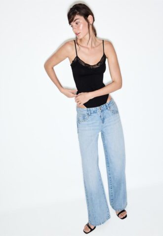 Wide Leg loszittende jeans met studs