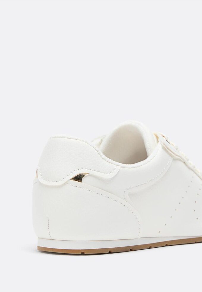 Zachte sneakers met platte zool