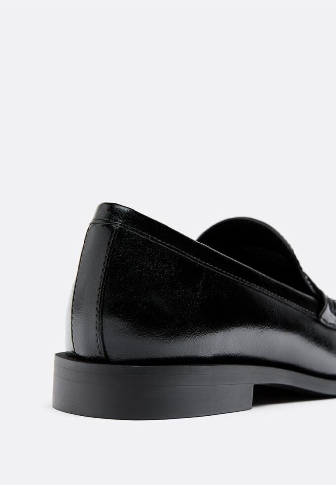 Zwarte loafers met leerlook
